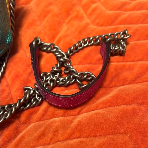 Colorful Wine Glass Holder with Chain - Picture 5 of 5